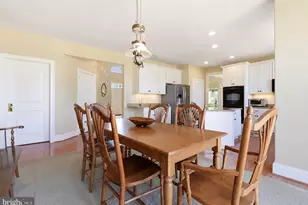583 Oakmont Dr E, Telford, PA 18969 - Photo 9