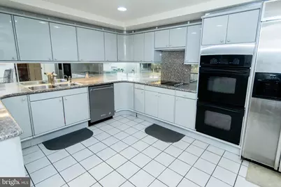 100 Breyer Drive #5-Q, Elkins Park, PA 19027 - Photo 3