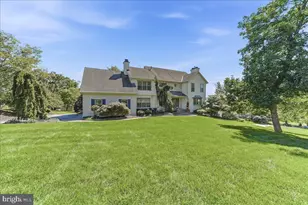 113 Summit Dr, Phoenixville, PA 19460 - Photo 3