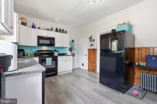 833 Monroe Ave, Pottstown, PA 19464 - Photo 13