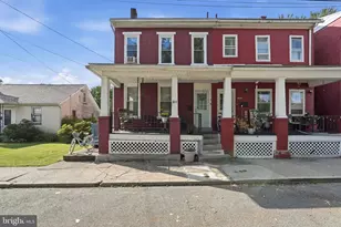 833 Monroe Ave, Pottstown, PA 19464 - Photo 1