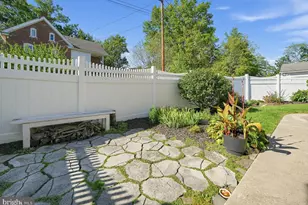 867 Main St, Harleysville, PA 19438 - Photo 23