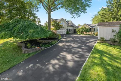 1228 Burnett Road, Huntingdon Valley, PA 19006 - Photo 1