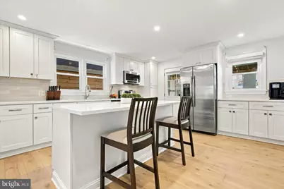 210 E 7th Avenue, Conshohocken, PA 19428 - Photo 13