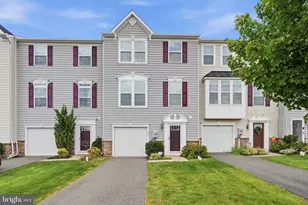 225 Tulip Ln, Gilbertsville, PA 19525 - Photo 1