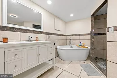 1424 Juniper Street, Norristown, PA 19401 - Photo 29