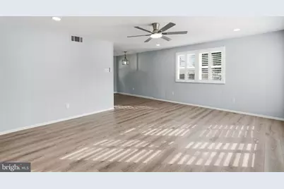 226 Oxford Circle, Norristown, PA 19403 - Photo 5