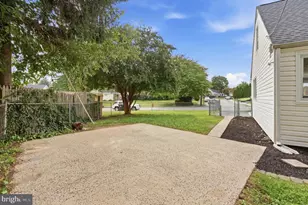 226 Oxford Cir, Norristown, PA 19403 - Photo 25