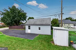 801 N Adams St, Pottstown, PA 19464 - Photo 57
