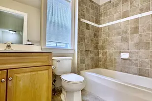 39 W 5th St, Bridgeport, PA 19405 - Photo 17