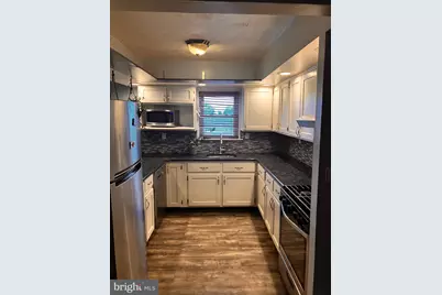 604 Clay Drive, Conshohocken, PA 19428 - Photo 3