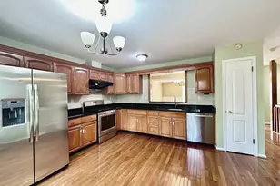 3409 Carriage Ct, North Wales, PA 19454 - Photo 5