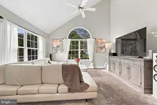 152 Canterbury Ln, Blue Bell, PA 19422 - Photo 5