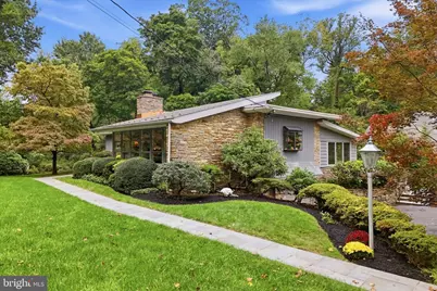 910 Old Huntingdon Pike, Huntingdon Valley, PA 19006 - Photo 3