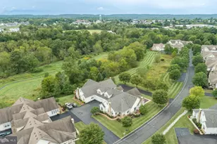 1075 Burgundy Cir, Pennsburg, PA 18073 - Photo 39