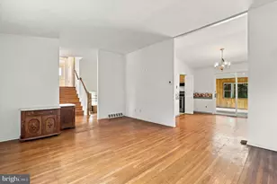 104 Clarrige Dr, Willow Grove, PA 19090 - Photo 5