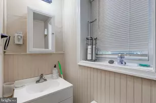 618 W Lafayette St, Norristown, PA 19401 - Photo 11