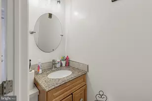 1039 Cherry St, Norristown, PA 19401 - Photo 15