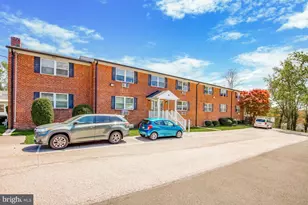 500 Manor House Ln, Willow Grove, PA 19090 - Photo 11