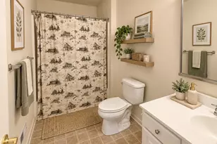 914 Dutch Dr, Norristown, PA 19403 - Photo 25
