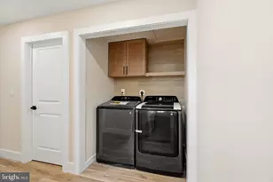 1090 Highland Ave, Abington, PA 19001 - Photo 11