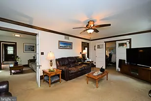 204 Neiffer Rd, Schwenksville, PA 19473 - Photo 49