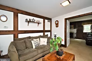 204 Neiffer Rd, Schwenksville, PA 19473 - Photo 41