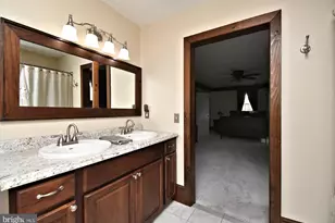 204 Neiffer Rd, Schwenksville, PA 19473 - Photo 61