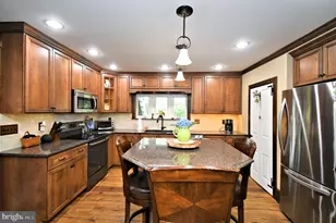 204 Neiffer Rd, Schwenksville, PA 19473 - Photo 27