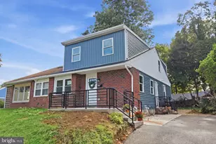 1589 Edgewood Ave, Abington, PA 19001 - Photo 1