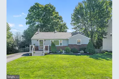 219 Pershing Avenue, Horsham, PA 19044 - Photo 1