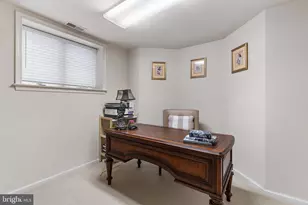 407 Spring Garden Ln, Conshohocken, PA 19428 - Photo 27
