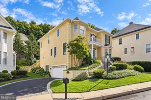 407 Spring Garden Ln, Conshohocken, PA 19428 - Photo 3