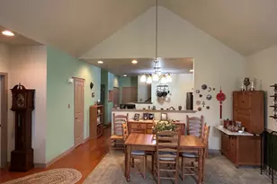 1022 Bordeaux Ln, Pennsburg, PA 18073 - Photo 5