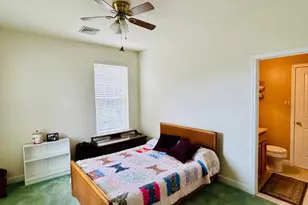 1022 Bordeaux Ln, Pennsburg, PA 18073 - Photo 11