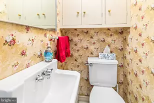 223 Cliveden Ave, Glenside, PA 19038 - Photo 11