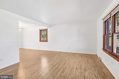 318 Laurel Drive, Collegeville, PA 19426 - Photo 5