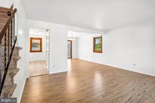 318 Laurel Dr, Collegeville, PA 19426 - Photo 3