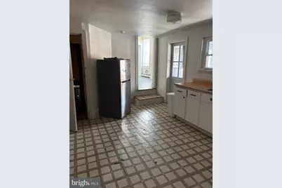 151 W Airy Street #2, Norristown, PA 19401 - Photo 5