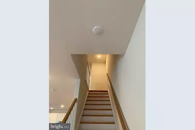 327 W Maple Avenue #2, Ambler, PA 19002 - Photo 7