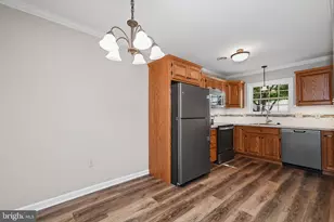 2461 E High St, Pottstown, PA 19464 - Photo 5