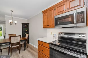 2461 E High St, Pottstown, PA 19464 - Photo 7