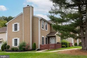 8 Woodbine Ct, Horsham, PA 19044 - Photo 1