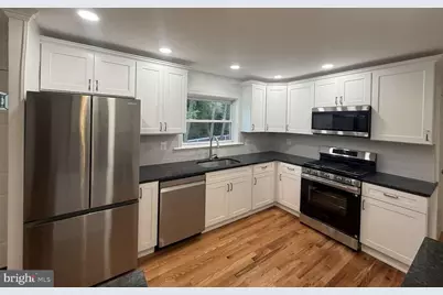 7949 Rolling Green Road, Cheltenham, PA 19012 - Photo 7