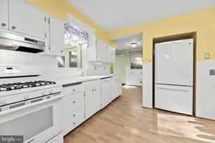 1883 Edge Hill Rd, Abington, PA 19001 - Photo 13