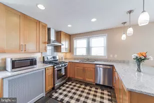 207 W 11th Ave, Conshohocken, PA 19428 - Photo 13