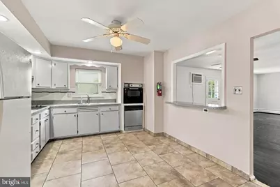 604 Gary Lane, Norristown, PA 19401 - Photo 7