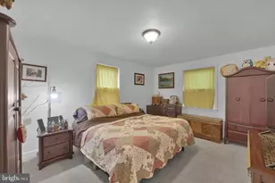 210 E Howard St, Stowe, PA 19464 - Photo 17