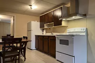 129 E High St, Pottstown, PA 19464 - Photo 5
