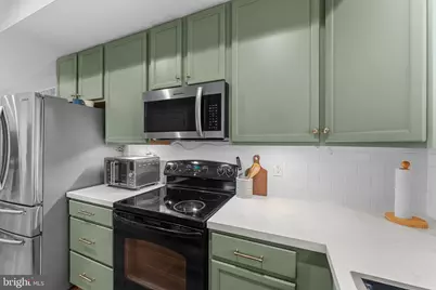 131 E 1st Avenue #11, Collegeville, PA 19426 - Photo 9